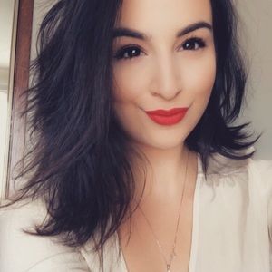 Meet your Posher, Jenna